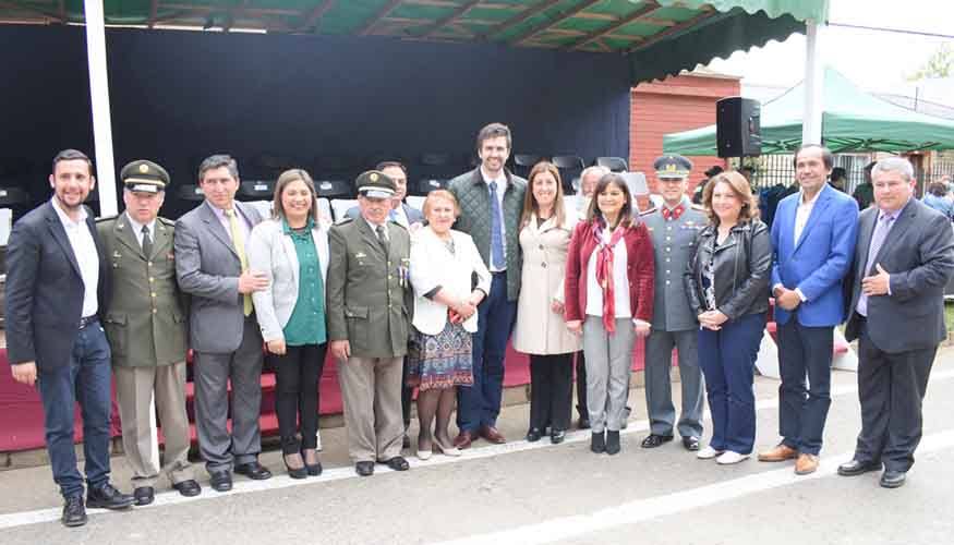 Vilcún celebra su aniversario N° 93 con un impecable desfile cívico militar  – Municipalidad de Vilcún