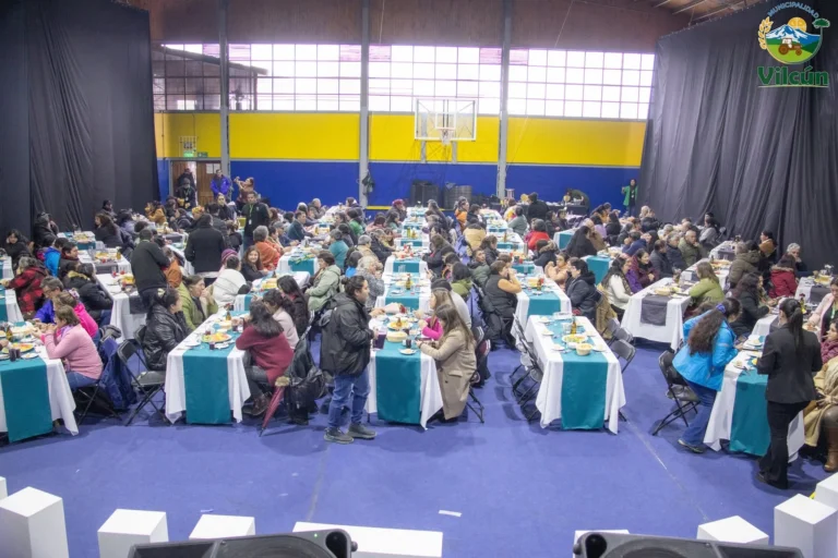 Vilcún conmemora a sus dirigentes sociales y comunitarios destacando su aporte al desarrollo de la comuna