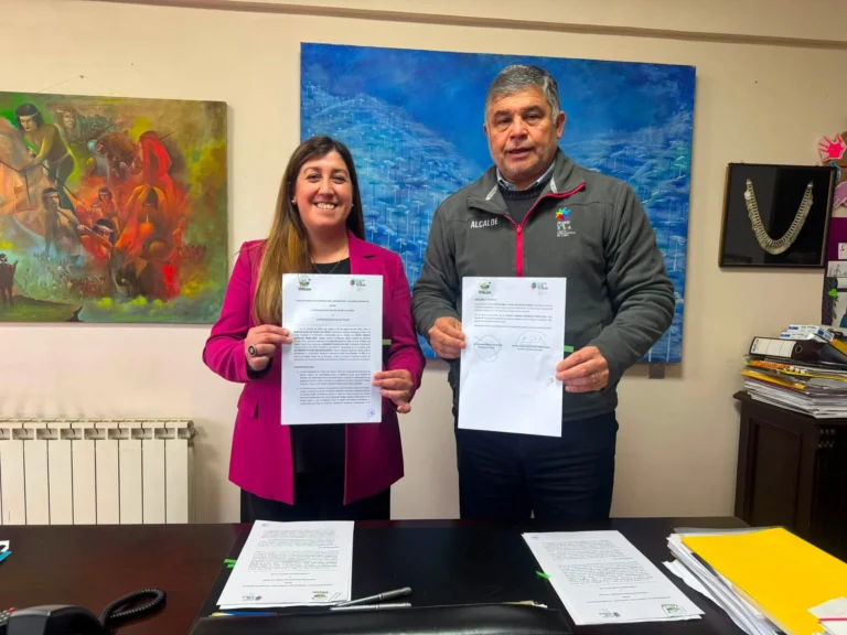 Padre Las Casas y Vilcún fortalecen su trabajo conjunto mediante convenio de colaboración municipal